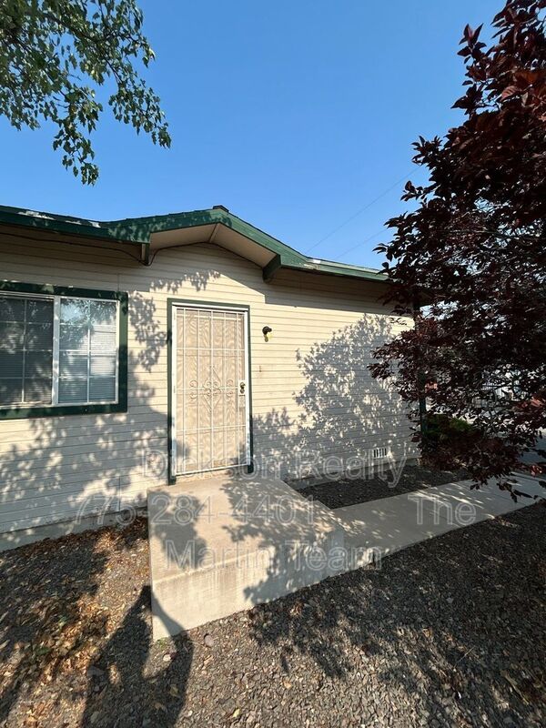 711 19th Street property image