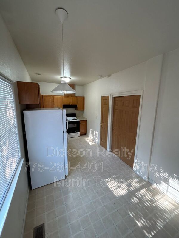 711 19th Street property image